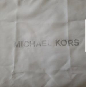 Micheal Kors bag duster